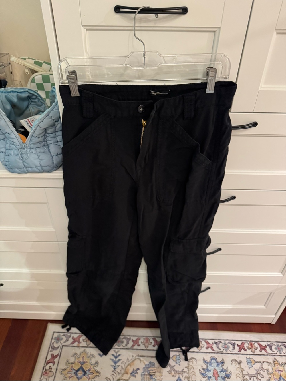 Women’s Black Straight-Leg Cargo Pants